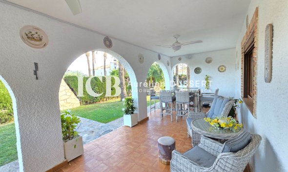 Resale - Villa * -
Orihuela Costa - Cabo Roig *