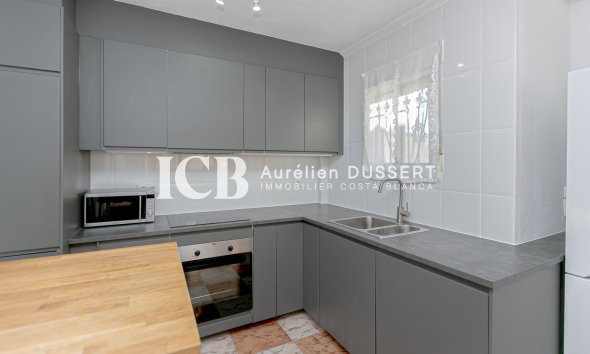 Reventa - Adosado -
Orihuela Costa - Playa Flamenca