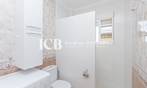 Reventa - Adosado -
Orihuela Costa - Playa Flamenca