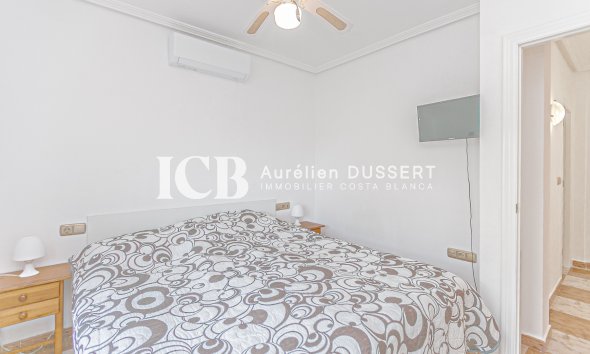 Reventa - Adosado -
Orihuela Costa - Playa Flamenca