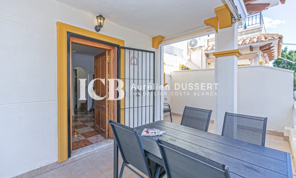 Reventa - Adosado -
Orihuela Costa - Playa Flamenca