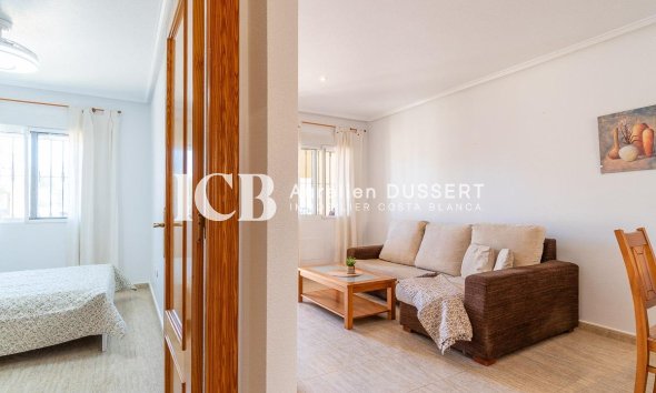 Reventa - Apartamento / piso -
Orihuela Costa - Villamartín