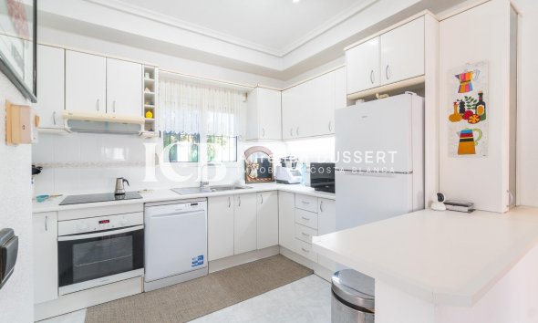 Reventa - Casa independiente -
Orihuela Costa - La Zenia