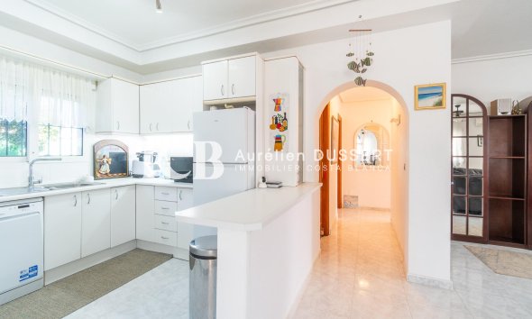 Reventa - Casa independiente -
Orihuela Costa - La Zenia