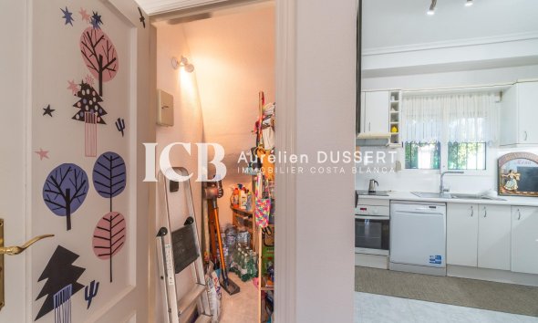 Reventa - Casa independiente -
Orihuela Costa - La Zenia