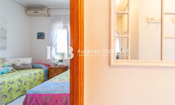 Reventa - Casa independiente -
Orihuela Costa - La Zenia