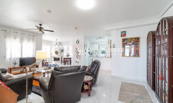 Reventa - Casa independiente -
Orihuela Costa - La Zenia