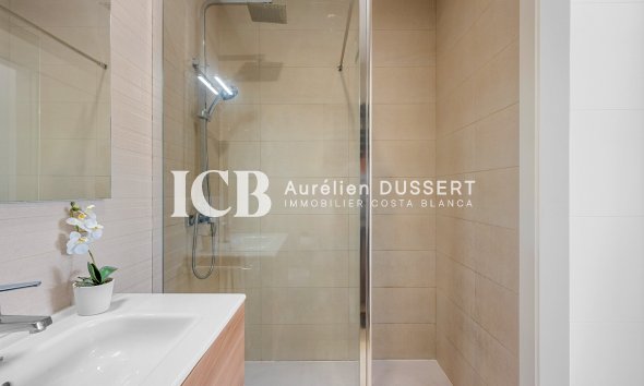 Reventa - Adosado -
Formentera del Segura - Formentera de Segura