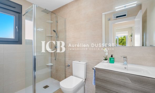 Reventa - Adosado -
Formentera del Segura - Formentera de Segura