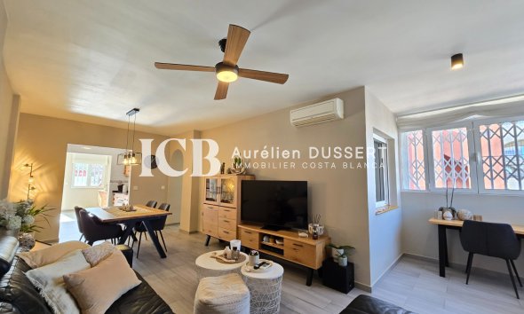 Reventa - Apartamento / piso -
Orihuela Costa - Los Altos