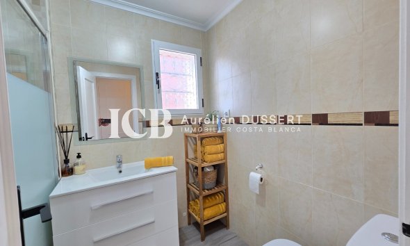 Reventa - Apartamento / piso -
Orihuela Costa - Los Altos