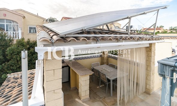 Reventa - Casa independiente -
San Fulgencio - La Marina