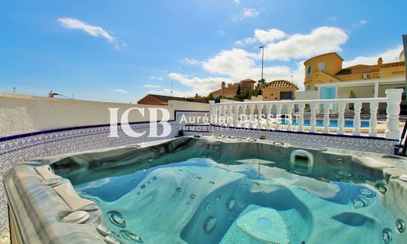 Reventa - Casa independiente -
Orihuela Costa - Villamartín