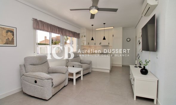Reventa - Casa independiente -
Orihuela Costa - Villamartín