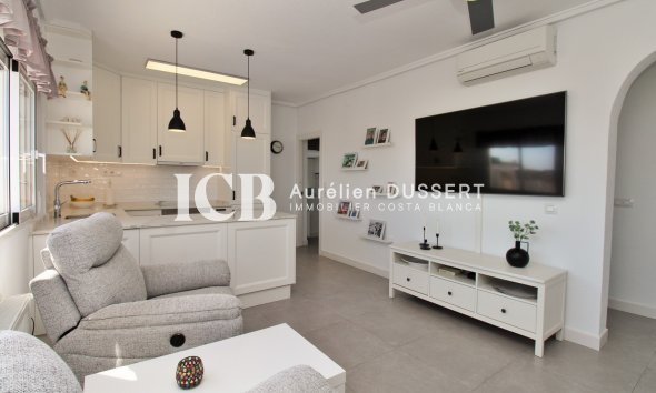 Reventa - Casa independiente -
Orihuela Costa - Villamartín