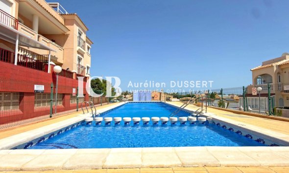 Reventa - Adosado -
Orihuela Costa - La Florida