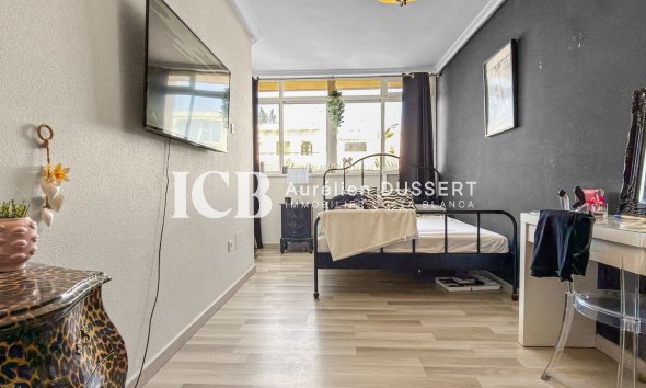 Reventa - Adosado -
Orihuela Costa - La Florida