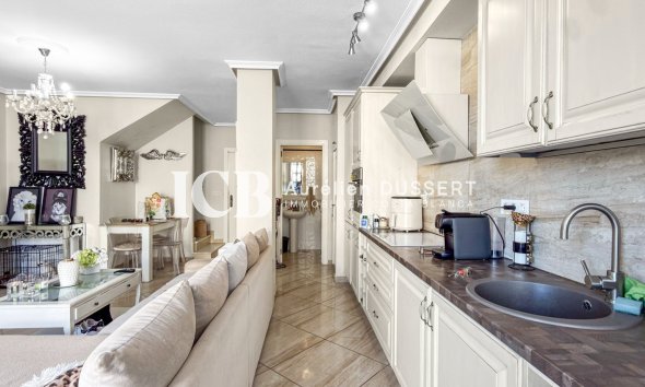 Reventa - Adosado -
Orihuela Costa - La Florida