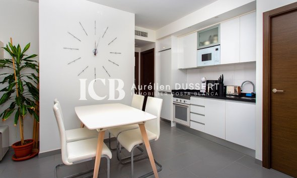 Reventa - Apartamento / piso -
Torrevieja - Aguas Nuevas