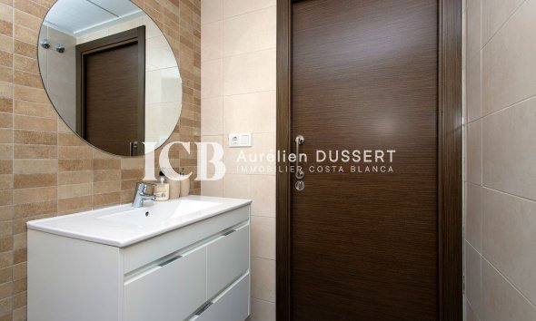 Reventa - Apartamento / piso -
Torrevieja - Aguas Nuevas