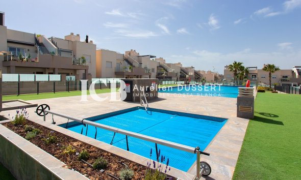 Reventa - Apartamento / piso -
Torrevieja - Aguas Nuevas