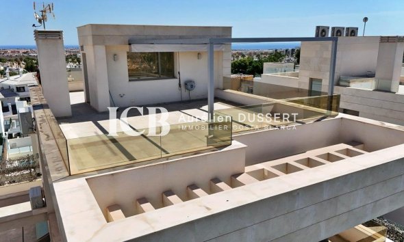 Resale - Villa -
Orihuela Costa