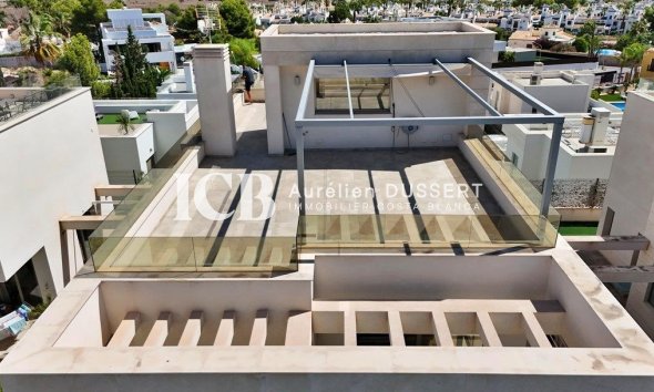 Resale - Villa -
Orihuela Costa
