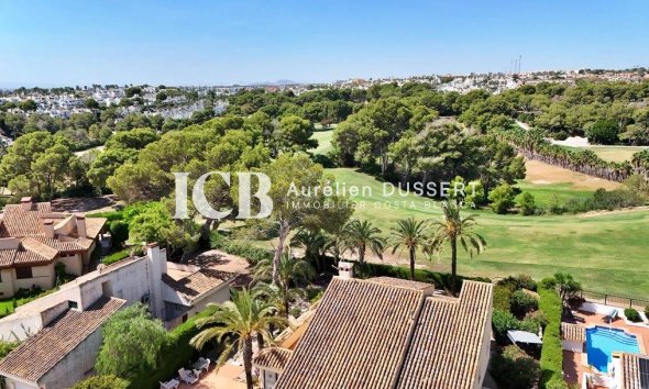 Resale - Villa -
Orihuela Costa