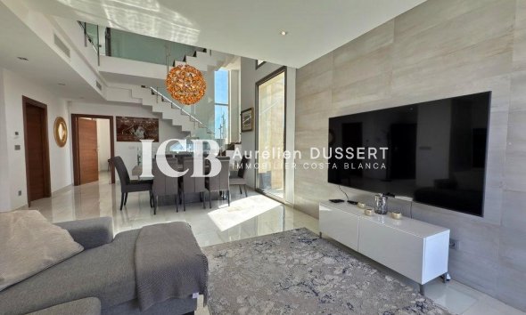 Resale - Villa -
Orihuela Costa