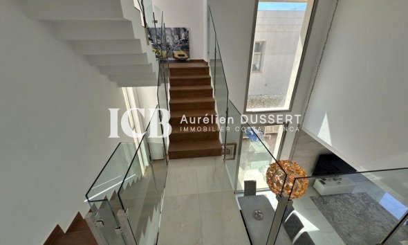 Resale - Villa -
Orihuela Costa