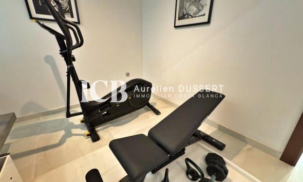 Resale - Villa -
Orihuela Costa