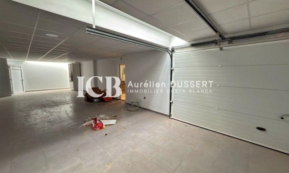 Resale - Villa -
Orihuela Costa