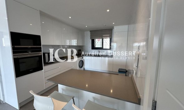 Revente - Appartement -
Orihuela Costa