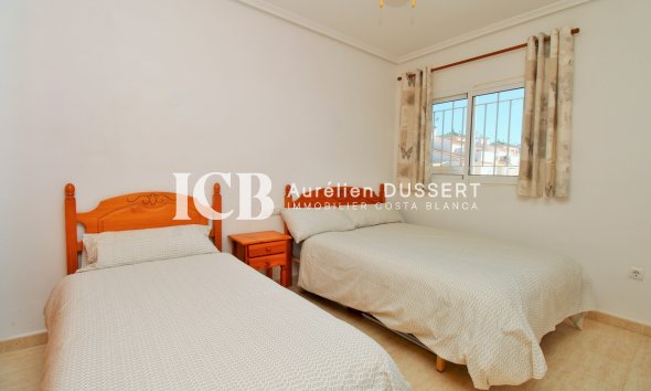 Reventa - Apartamento / piso -
Orihuela Costa - Playa Flamenca