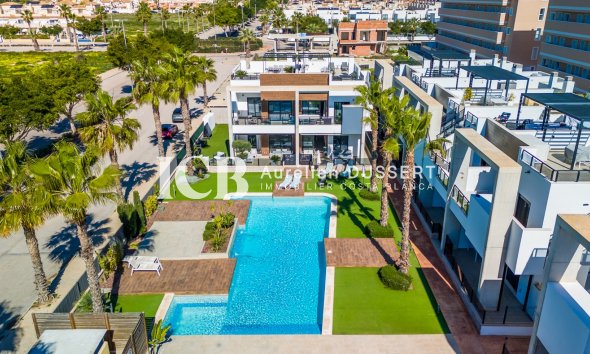 Reventa - Apartamento / piso -
Guardamar del Segura - El Raso