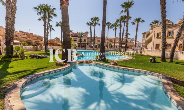 Reventa - Apartamento / piso -
Orihuela Costa - Playa Flamenca