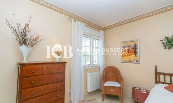 Reventa - Apartamento / piso -
Orihuela Costa - Playa Flamenca