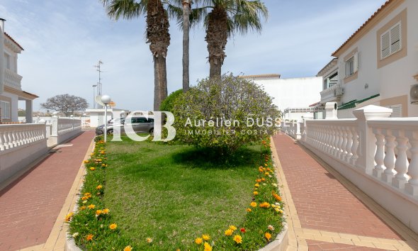 Reventa - Apartamento / piso -
Orihuela Costa - Zeniamar-Horizonte-La Campana
