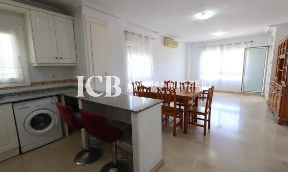 Reventa - Apartamento / piso -
Orihuela Costa - Playa Flamenca