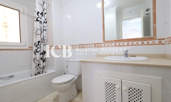 Reventa - Apartamento / piso -
Orihuela Costa - Playa Flamenca