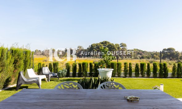 Reventa - Apartamento / piso -
Punta Prima - Torrevieja