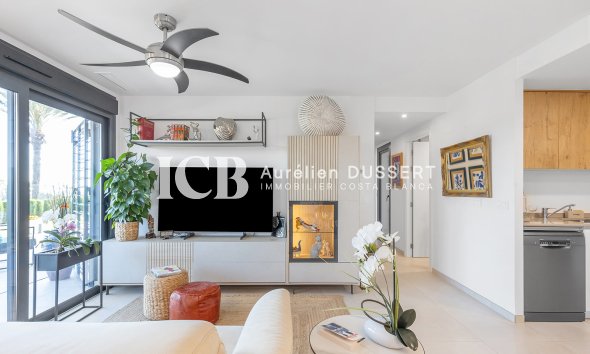 Reventa - Apartamento / piso -
Punta Prima - Torrevieja