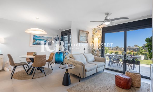 Reventa - Apartamento / piso -
Punta Prima - Torrevieja