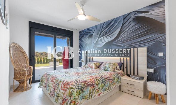 Reventa - Apartamento / piso -
Punta Prima - Torrevieja