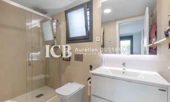 Reventa - Apartamento / piso -
Punta Prima - Torrevieja