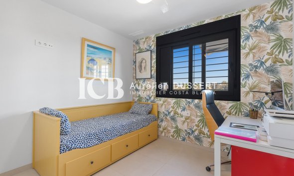 Reventa - Apartamento / piso -
Punta Prima - Torrevieja