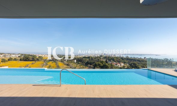 Reventa - Apartamento / piso -
Punta Prima - Torrevieja