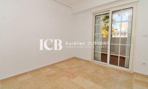 Reventa - Adosado -
Orihuela Costa - Villamartín