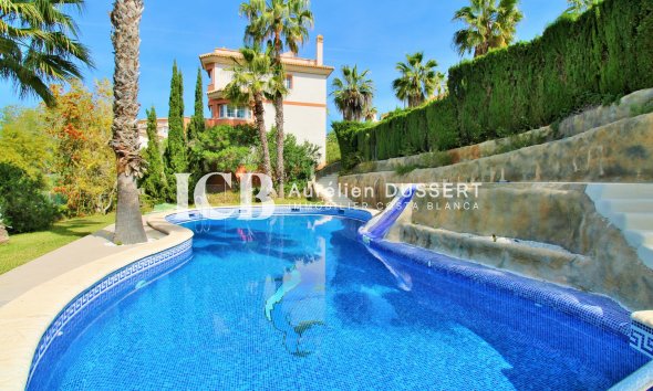 Reventa - Adosado -
Orihuela Costa - Villamartín