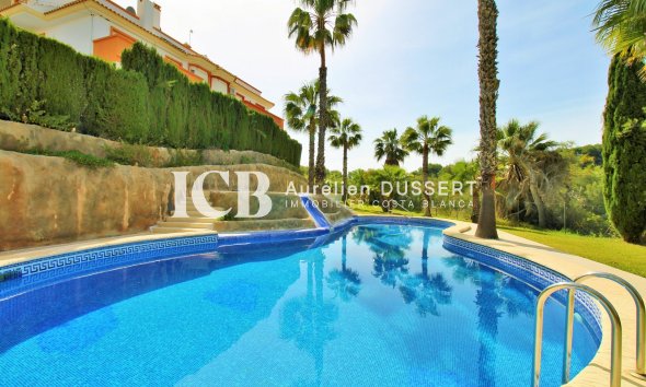 Reventa - Adosado -
Orihuela Costa - Villamartín